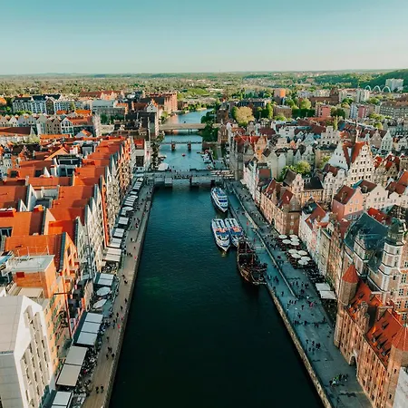 Deo Plaza Riverside & Radisson By Downtown Apartment Gdansk