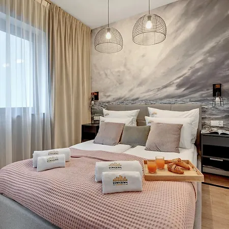 Apartment Deo Plaza Riverside & Radisson By Downtown Gdansk