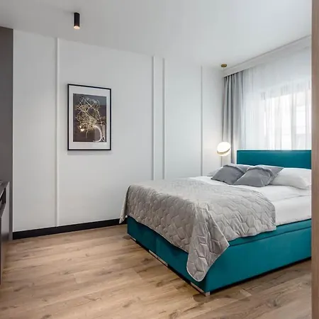 Deo Plaza Riverside & Radisson By Downtown Apartment *